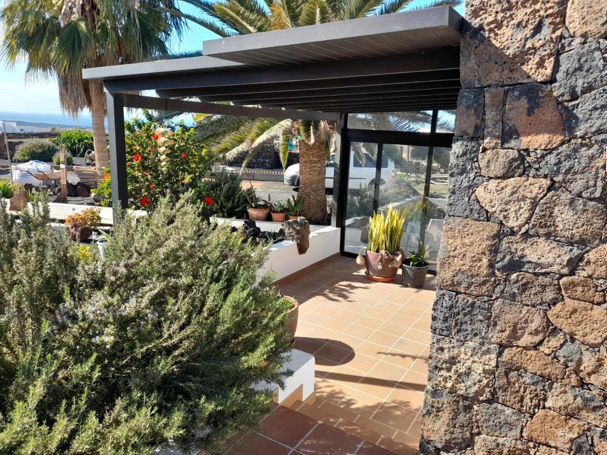Con Terraza Y Jardin Vakantiehuis *